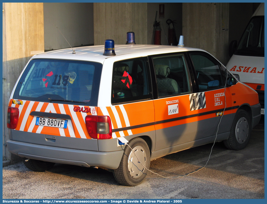 BO 2301
118 Imola Soccorso
Fiat Ulysse I serie
Allestitore Grazia
Parole chiave: 118;Imola;Soccorso;Automedica;Fiat;Ulysse;Grazia