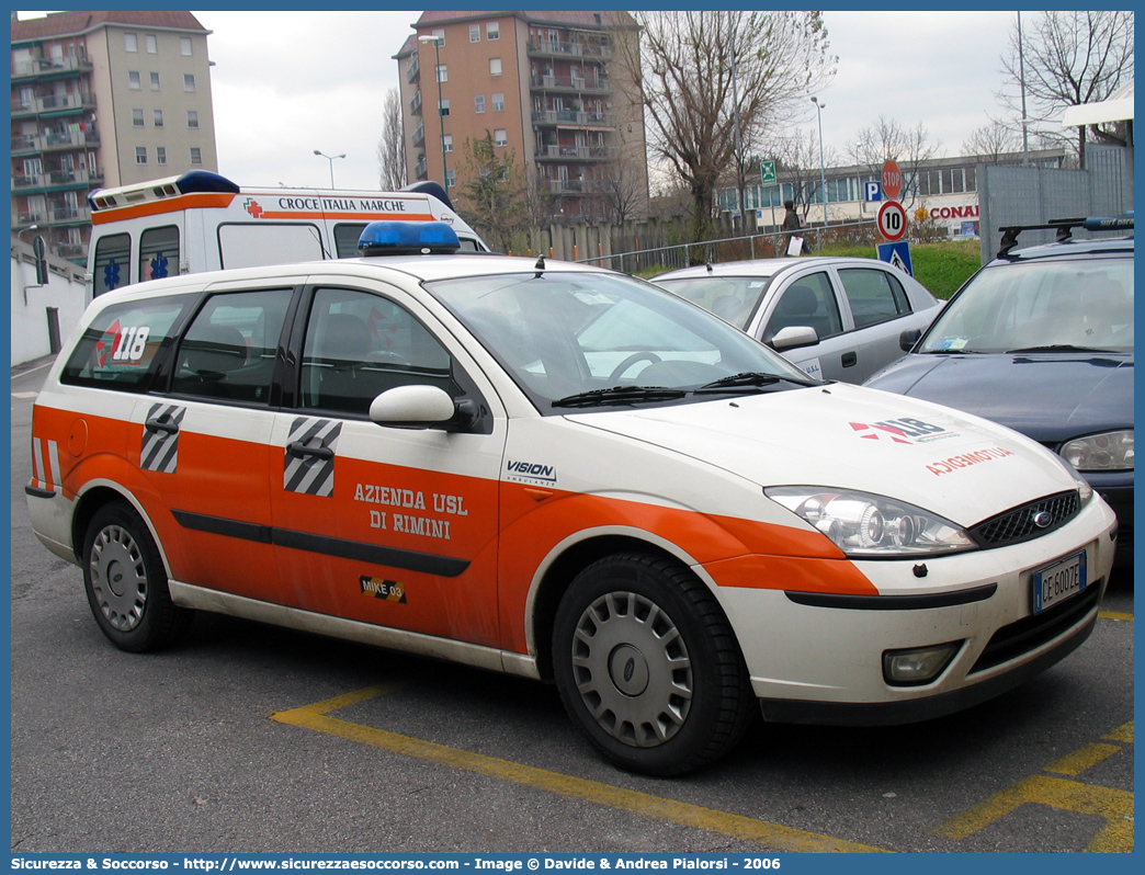 MIKE 03
118 Romagna Soccorso
Ambito Territoriale di Rimini
Ford Focus Station Wagon
Allestitore Vision S.r.l.
Parole chiave: 118;Romagna;Soccorso;Rimini;Automedica;Ford;Focus;Station;Wagon;Vision