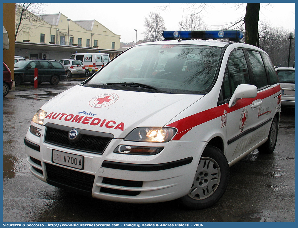 CRI A700A
Croce Rossa Italiana
Parma
Fiat Ulysse III serie
Allestitore Aricar S.p.A.
Parole chiave: CRI;C.R.I.;Croce Rossa Italiana;Automedica;Auto medica;Automedicalizzata;Auto medicalizzata;Fiat;Ulysse;Parma;A700A;Aricar