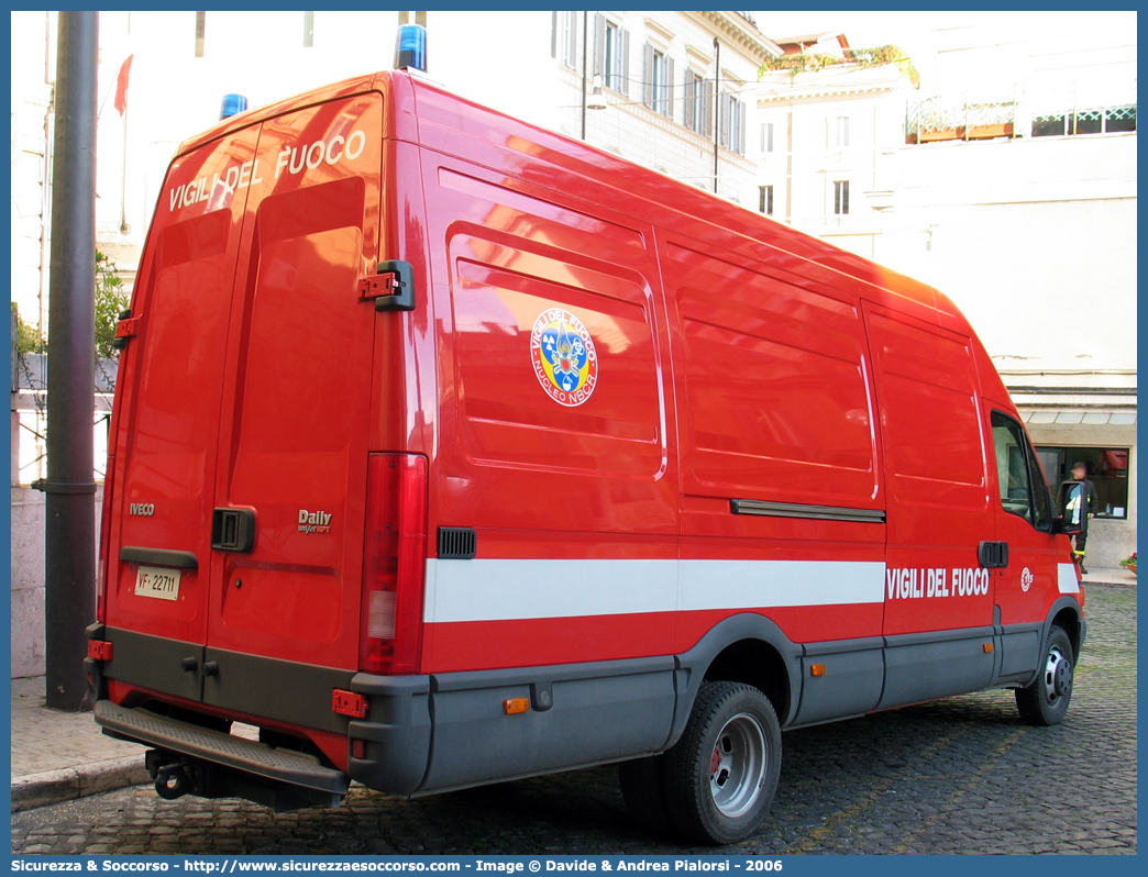 VF 22711
Corpo Nazionale Vigili del Fuoco
Nucleo N.B.C.R.
Iveco Daily 50C15 III serie
Parole chiave: Corpo;Nazionale;Vigili del Fuoco;Vigili;Fuoco;Iveco;Daily;50C15;NBCR;N.B.C.R.;Nucleare;Batteriologico;Chimico;Radiologico;Radiometrico;Radiometria;Radioattività;Radioattivita