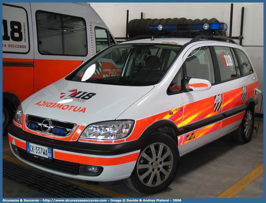 BO 2737
118 Bologna Soccorso
Opel Zafira I serie
Allestitore Vision S.r.l.
Parole chiave: 118;Bologna;Soccorso;Automedica;Opel;Zafira;Vision