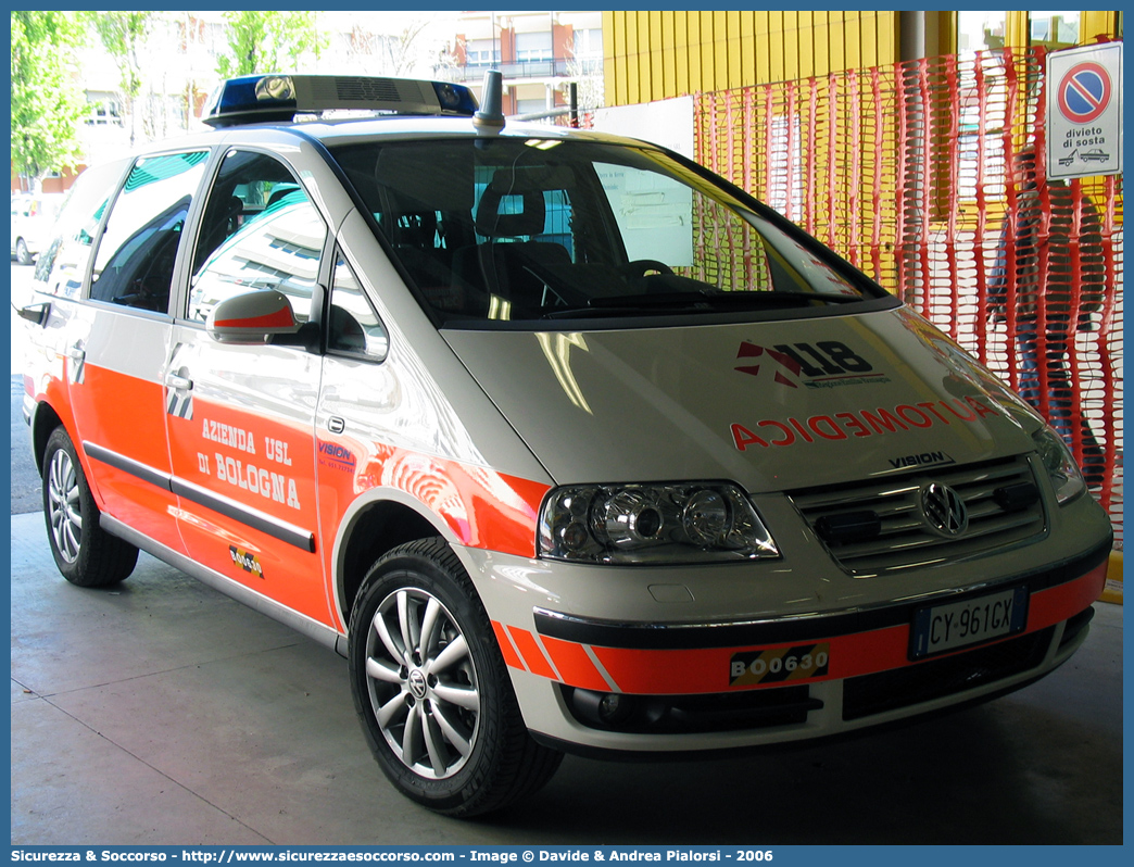 BO 0630
118 Bologna Soccorso
Volkswagen Sharan III serie
Allestitore Vision S.r.l.
Parole chiave: 118;Bologna;Soccorso;Automedica;Volkswagen;Sharan;Vision