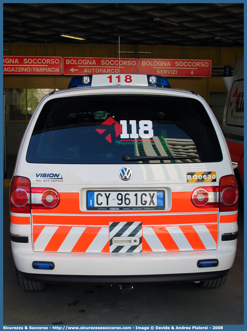 BO 0630
118 Bologna Soccorso
Volkswagen Sharan III serie
Allestitore Vision S.r.l.
Parole chiave: 118;Bologna;Soccorso;Automedica;Volkswagen;Sharan;Vision