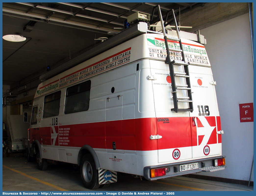 -
118 Bologna Soccorso
Iveco 79-14
Allestitore Grazia
Parole chiave: 118;Bologna;Soccorso;Iveco;79-14