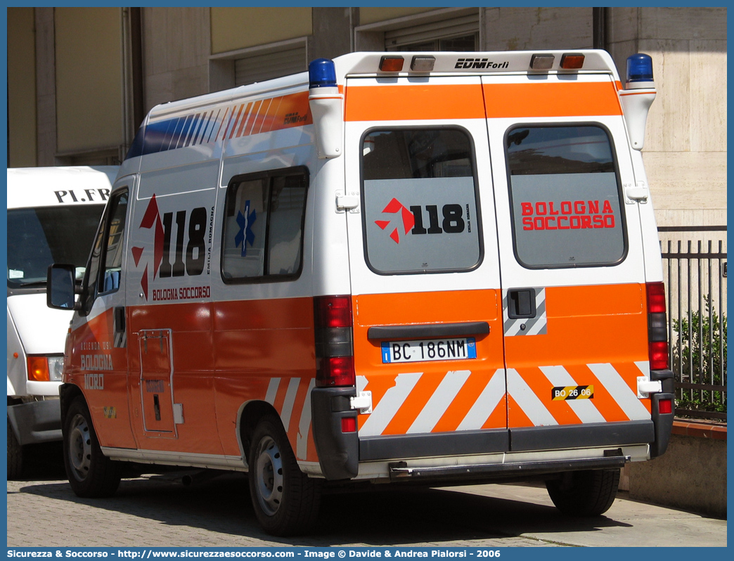 BO 2606
118 Bologna Soccorso
Fiat Ducato II serie
Parole chiave: 118;Bologna;Soccorso;Ambulanza;Fiat;Ducato