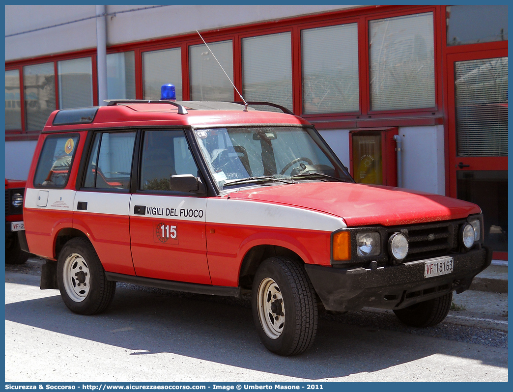 VF 18163
Corpo Nazionale Vigili del Fuoco
Nucleo Cinofili
Land Rover Discovery I serie
Parole chiave: Corpo;Nazionale;Vigili del Fuoco;Vigili;Fuoco;Land Rover;Discovery;Cinofili