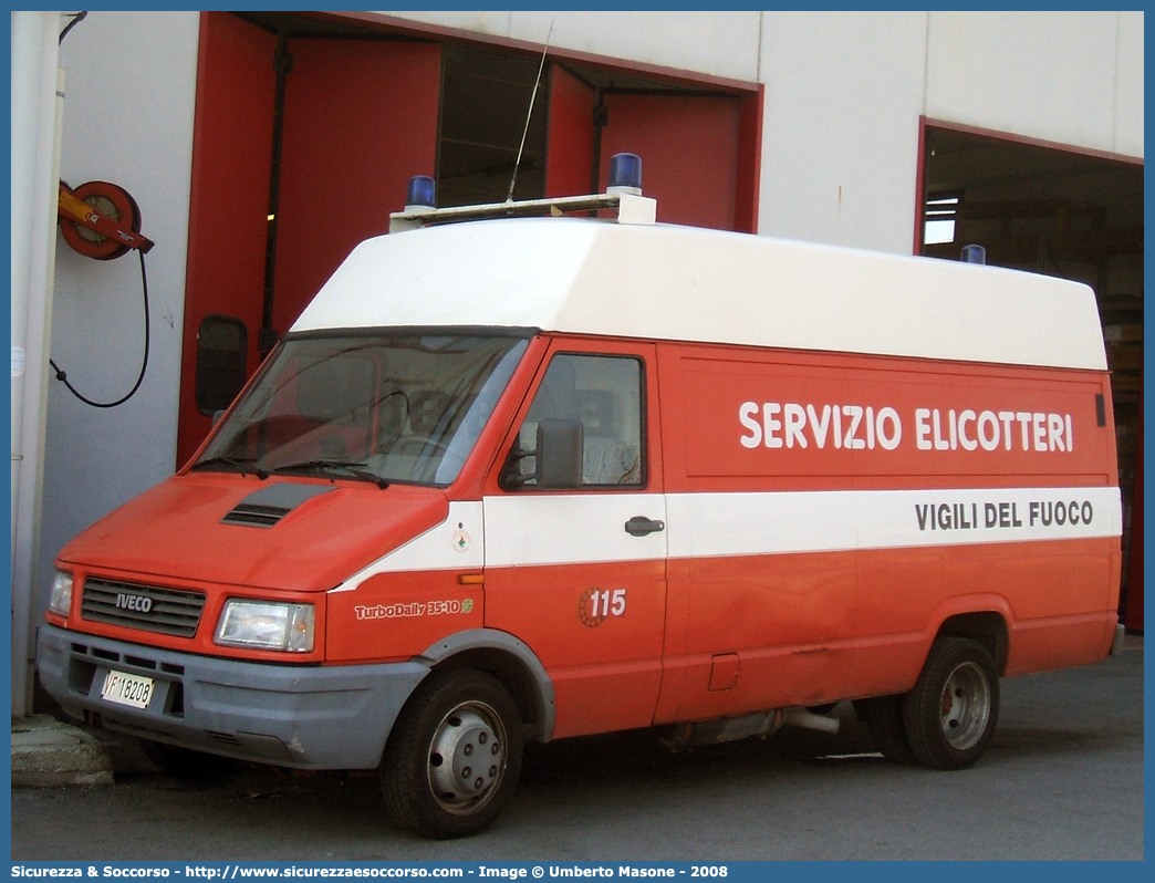 VF 18208
Corpo Nazionale Vigili del Fuoco
Nucleo Elicotteri
Iveco Daily 35-10 II serie

Parole chiave: VVF;V.V.F;Corpo;Nazionale;Vigili;del;Fuoco;Nucleo;Elicotteri;Reparto;Volo;Iveco;Daily;35-10;35.10;35;10