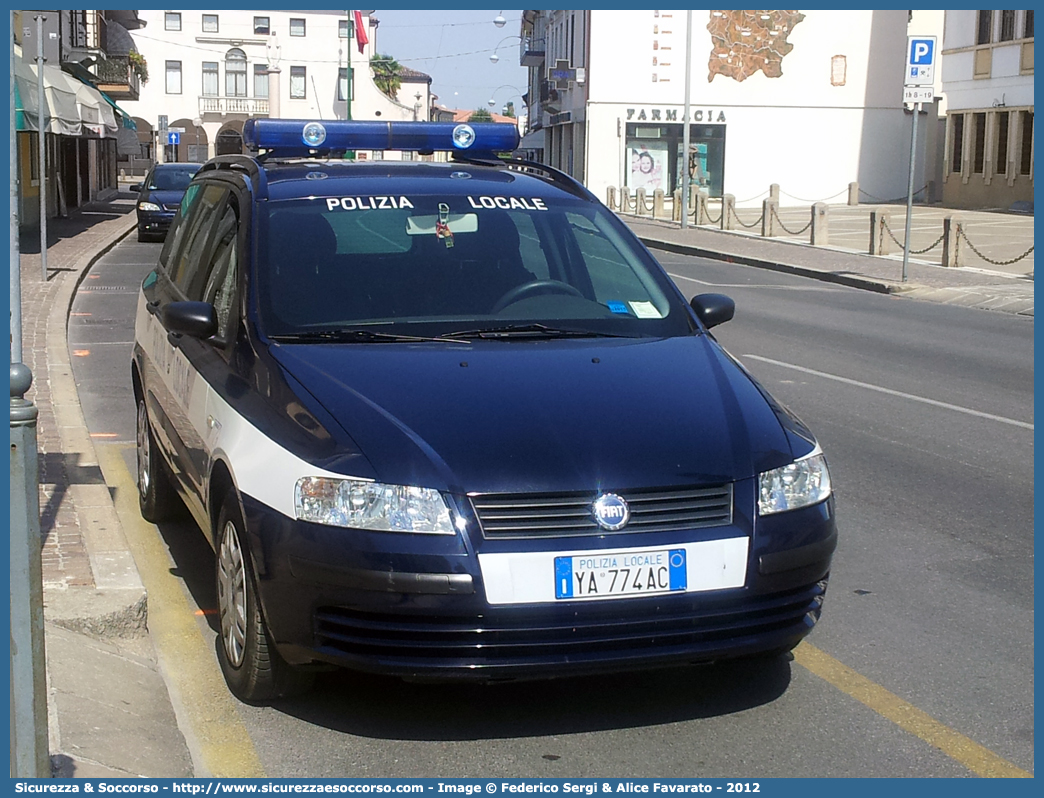 Polizia Locale YA774AC
Polizia Locale
Comune di Conselve
Fiat Stilo Multiwagon I serie
Parole chiave: PL;P.L.;PM;P.M.;Polizia;Municipale;Locale;Conselve;Fiat;Stilo;Multiwagon