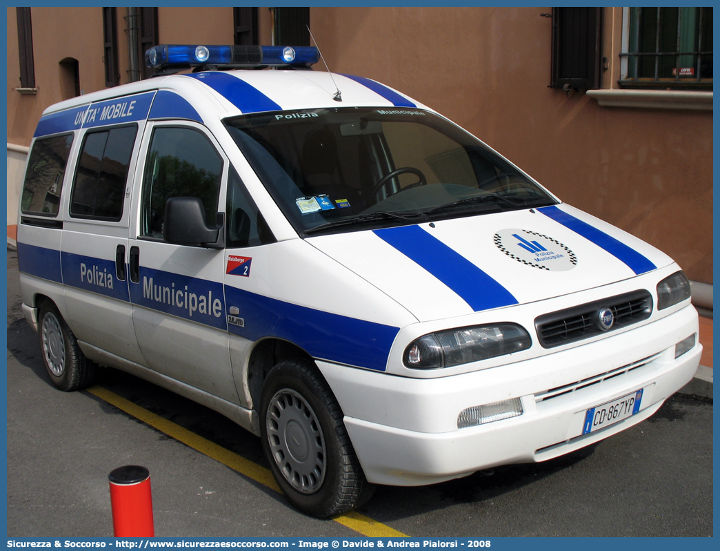 -
Polizia Municipale
Comune di Malalbergo
Fiat Scudo II serie
Allestitore Focaccia Group S.r.l.
Parole chiave: Polizia;Locale;Municipale;Malalbergo;Fiat;Scudo;Focaccia