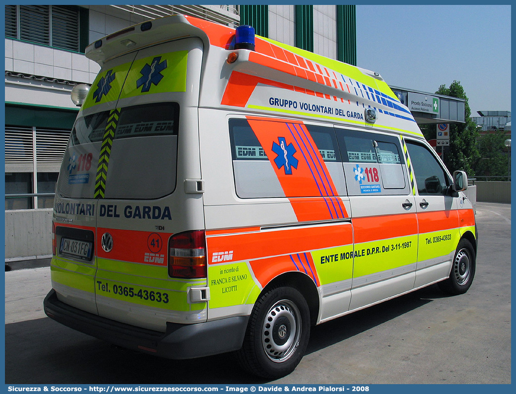 Volga 41
Volontari del Garda
Volkswagen Transporter T5
Allestitore EDM S.r.l.
Parole chiave: Volontari;Garda;Protezione;Civile;Volkswagen;Transporter;T5;EDM