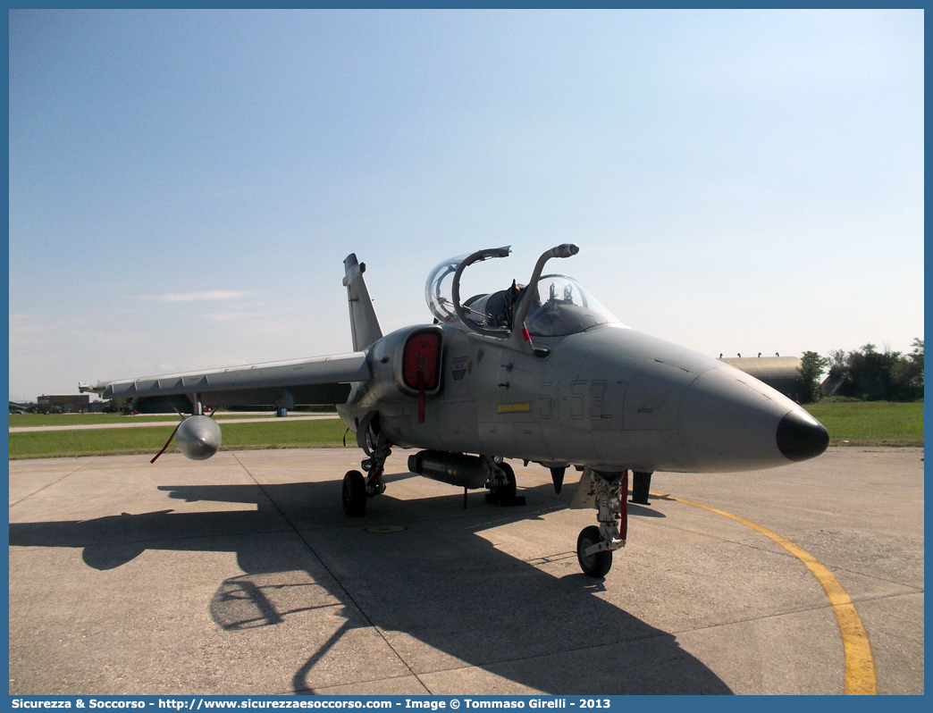 MM7160 / 51-53
Aeronautica Militare Italiana
Aeritalia Macchi Experimental AMX "Ghibli"
Parole chiave: A.M.I.;AMI;Aeronautica;Militare;Italiana;Aeritalia;Macchi;Experimental;AMX;Ghibli