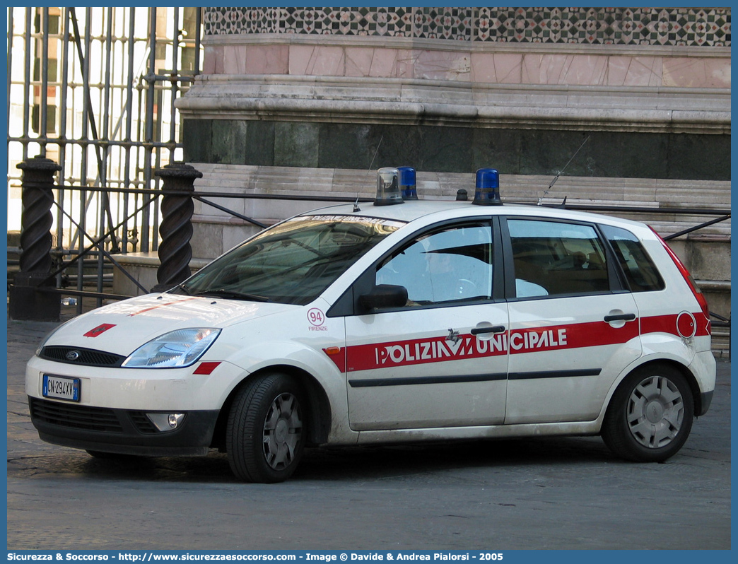 -
Polizia Municipale
Comune di Firenze
Ford Fiesta V serie
Parole chiave: PL;P.L.;PM;P.M.;Polizia;Locale;Municipale;Firenze;Ford;Fiesta