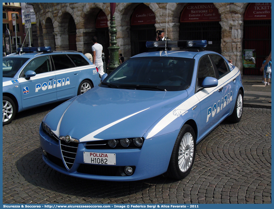 Polizia H1082
Polizia di Stato 
Squadra Volante
Alfa Romeo 159
Parole chiave: PS;P.S.;Polizia;di;Stato;Pubblica;Sicurezza;Squadra;Volante;Alfa;Romeo;159