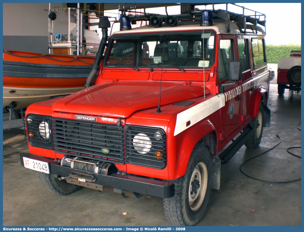 VF 21048
Corpo Nazionale Vigili del Fuoco
Nucleo Soccorso Subacqueo e Acquatico
Land Rover Defender 110
Parole chiave: Corpo;Nazionale;Vigili del Fuoco;Vigili;Fuoco;Land Rover;Defender;110;NSSA;N.S.S.A.;Soccorso;Subacqueo;Acquatico;Sommozzatori;Subacquei