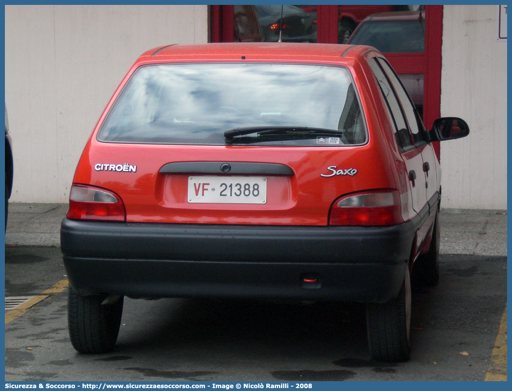 VF 21388
Corpo Nazionale Vigili del Fuoco
Citroen Saxo II serie
Parole chiave: VF;VVF;V.F.;V.V.F.;Corpo;Nazionale;Vigili del Fuoco;Vigili;Fuoco;Citroen;Saxo