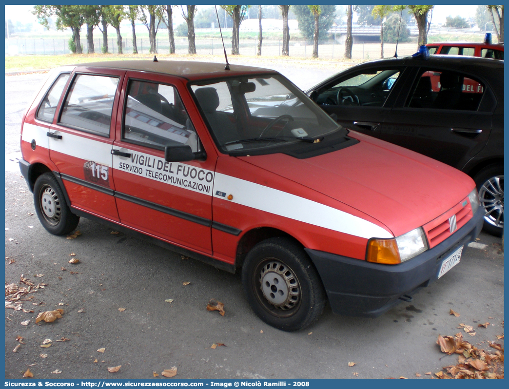 VF 17144
Corpo Nazionale Vigili del Fuoco
Nucleo Telecomunicazioni Radio
Fiat Uno II serie
Parole chiave: Corpo;Nazionale;Vigili del Fuoco;Vigili;Fuoco;Fiat;Uno;Telecomunicazioni;Tele Comunicazioni;Radio