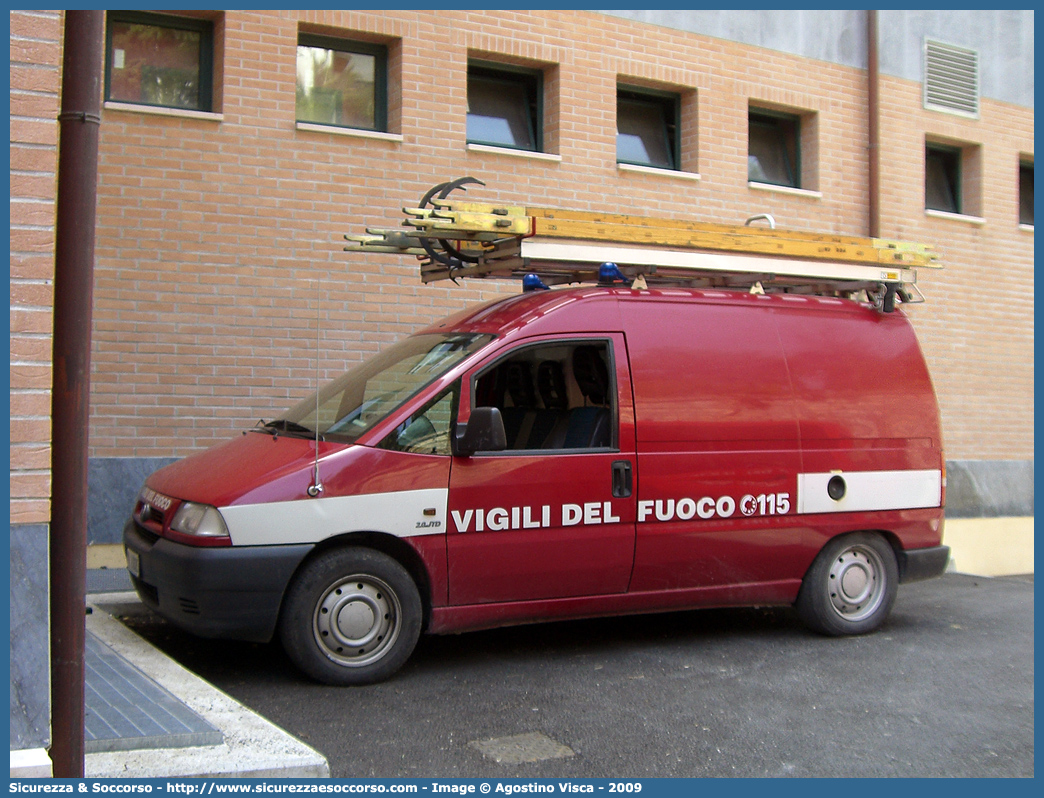 VF 21025
Corpo Nazionale Vigili del Fuoco
Fiat Scudo I serie
Parole chiave: VF;V.F.;VVF;V.V.F.;Corpo;Nazionale;Vigili del Fuoco;Vigili;Fuoco;Fiat;Scudo