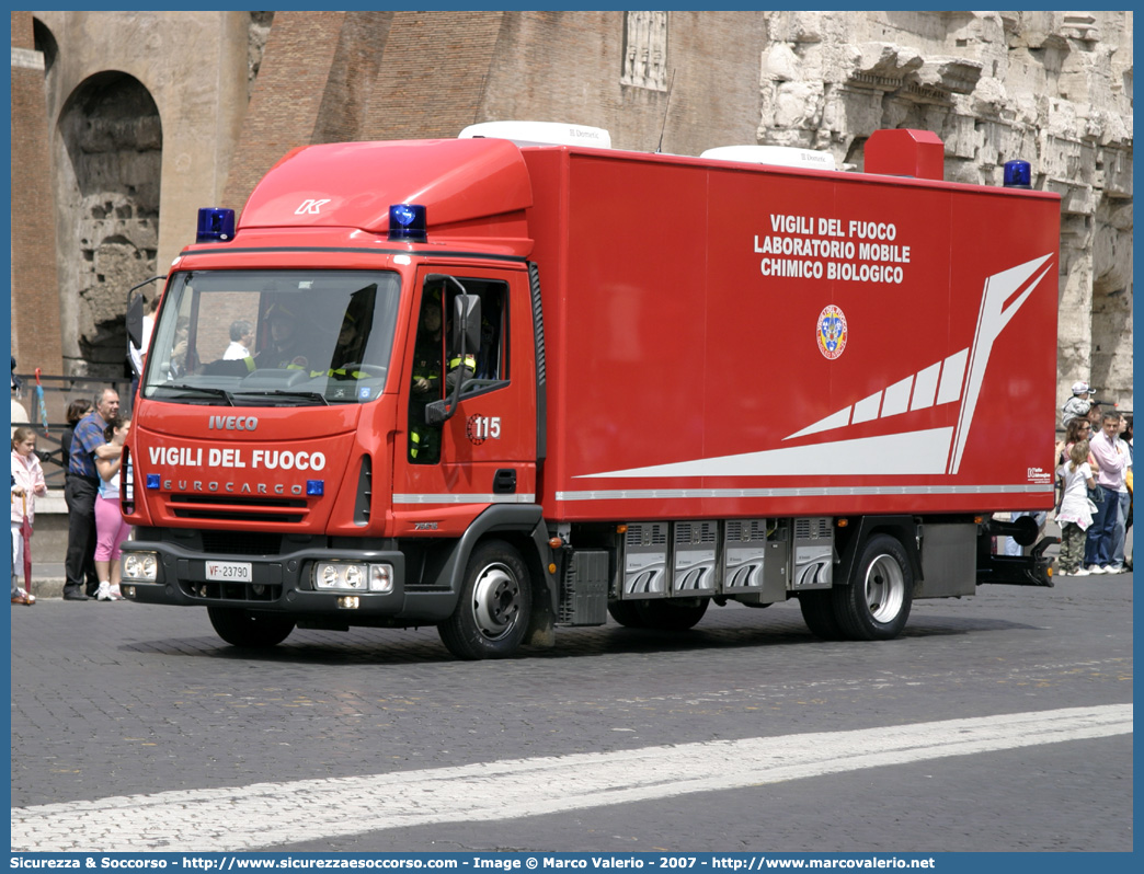 VF 23790
Corpo Nazionale Vigili del Fuoco
Nucleo N.B.C.R.
Iveco EuroCargo 75E15 II serie
Parole chiave: Corpo;Nazionale;Vigili del Fuoco;Vigili;Fuoco;Iveco;EuroCargo;75E15;NBCR;N.B.C.R.;Nucleare;Batteriologico;Chimico;Radiologico;Radiometrico;Radiometria;Radioattività;Radioattivita