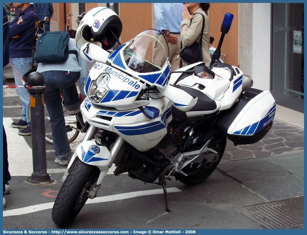 -
Polizia Municipale
Comune di Bologna
Ducati Multistrada I serie
Parole chiave: Polizia;Municipale;Locale;Bologna;Ducati;Multistrada