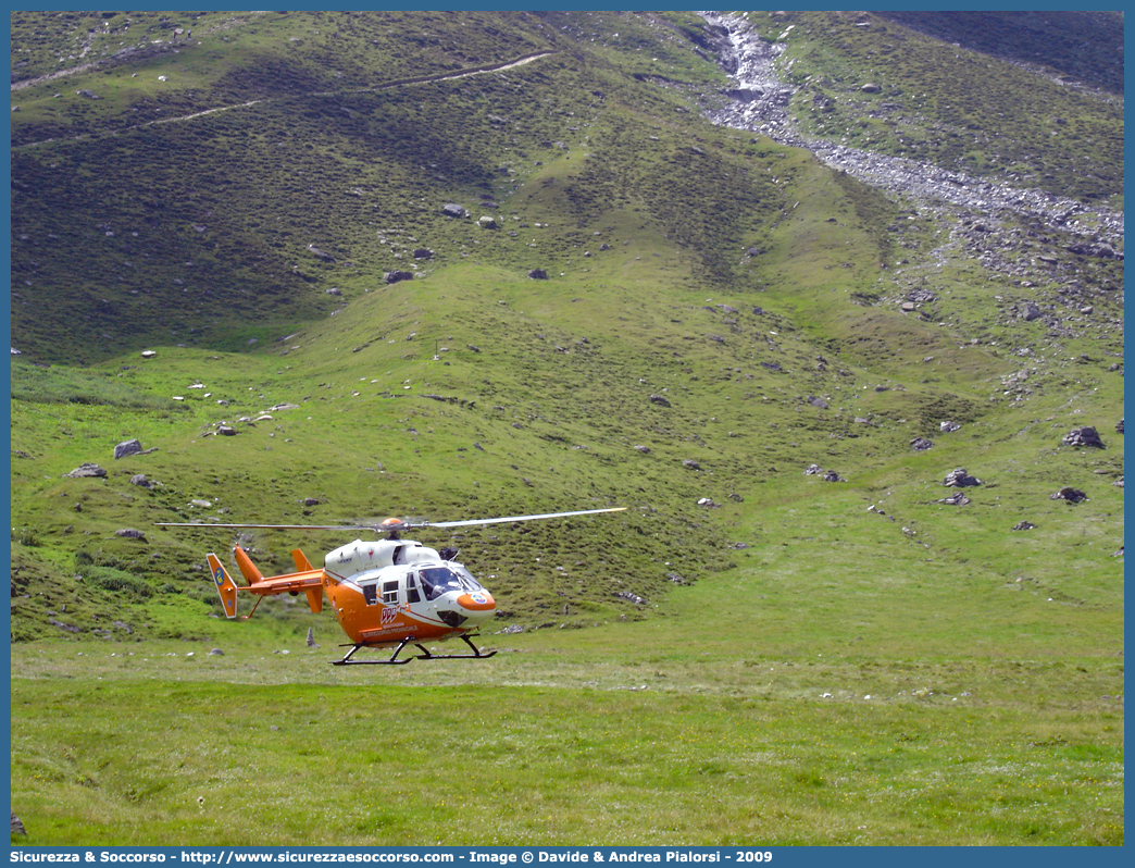 I-HVEN
118 Alto Adige
EuroCopter BK117C1
PELIKAN 2
Base di Bressanone
Parole chiave: 118;Alto Adige;Bolzano;Bressanone;EuroCopter;BK117;BK;117;I-HVEN;Pelikan 2;Pelikan2;Elicottero;Elisoccorso