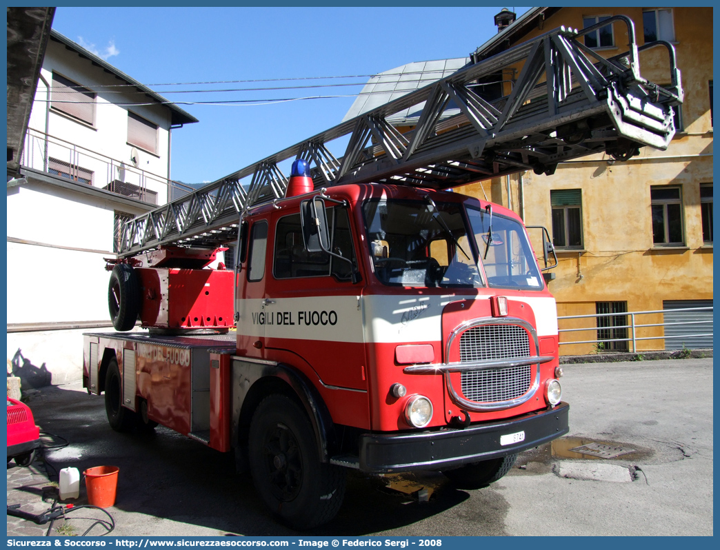 VF 8741
Corpo Nazionale Vigili del Fuoco
Fiat 643N
Allestitore Magirus Macchi
Parole chiave: VVF;V.V.F.;Corpo;Nazionale;Vigili;del;Fuoco;AutoScala;AS;Fiat;643N;Macchi;Magirus