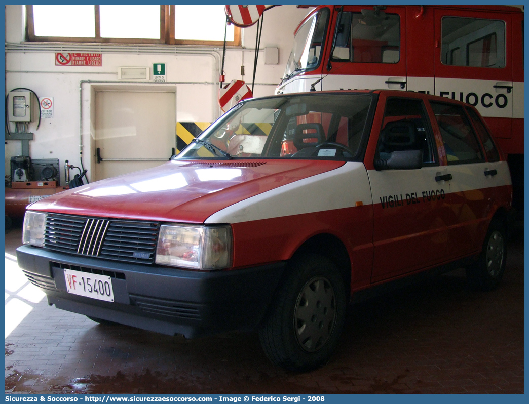 VF 15400
Corpo Nazionale Vigili del Fuoco
Fiat Uno I serie
Parole chiave: VF;VVF;V.F.;V.V.F.;Corpo;Nazionale;Vigili del Fuoco;Vigili;Fuoco;Fiat;Uno