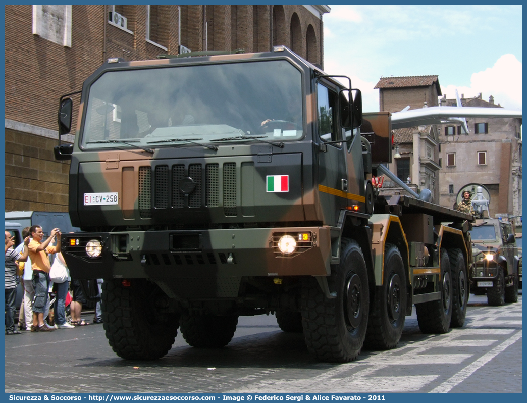 EI CV258
Esercito Italiano
Astra SMR 88.42 8X8
Parole chiave: EI;E.I.;Esercito;Italiano;Mezzi da Cantiere;Trasporto Materiali;Supporto Logistico;Astra;SM88.42