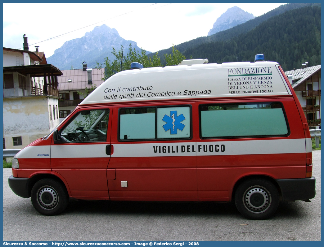 VF 21764
Corpo Nazionale Vigili del Fuoco
Servizio Sanitario
Volkswagen Transporter T4 restyling
Allestitore Bonfanti S.a.s.
Parole chiave: Corpo;Nazionale;Vigili del Fuoco;Vigili;Fuoco;Volkswagen;Transporter;T4;Bonfanti;Servizio Sanitario;Ambulanza