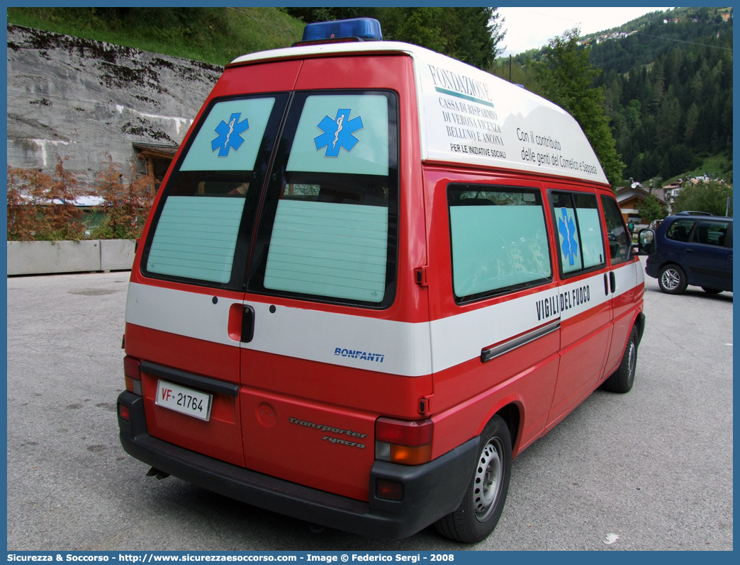 VF 21764
Corpo Nazionale Vigili del Fuoco
Servizio Sanitario
Volkswagen Transporter T4 restyling
Allestitore Bonfanti S.a.s.
Parole chiave: Corpo;Nazionale;Vigili del Fuoco;Vigili;Fuoco;Volkswagen;Transporter;T4;Bonfanti;Servizio Sanitario;Ambulanza