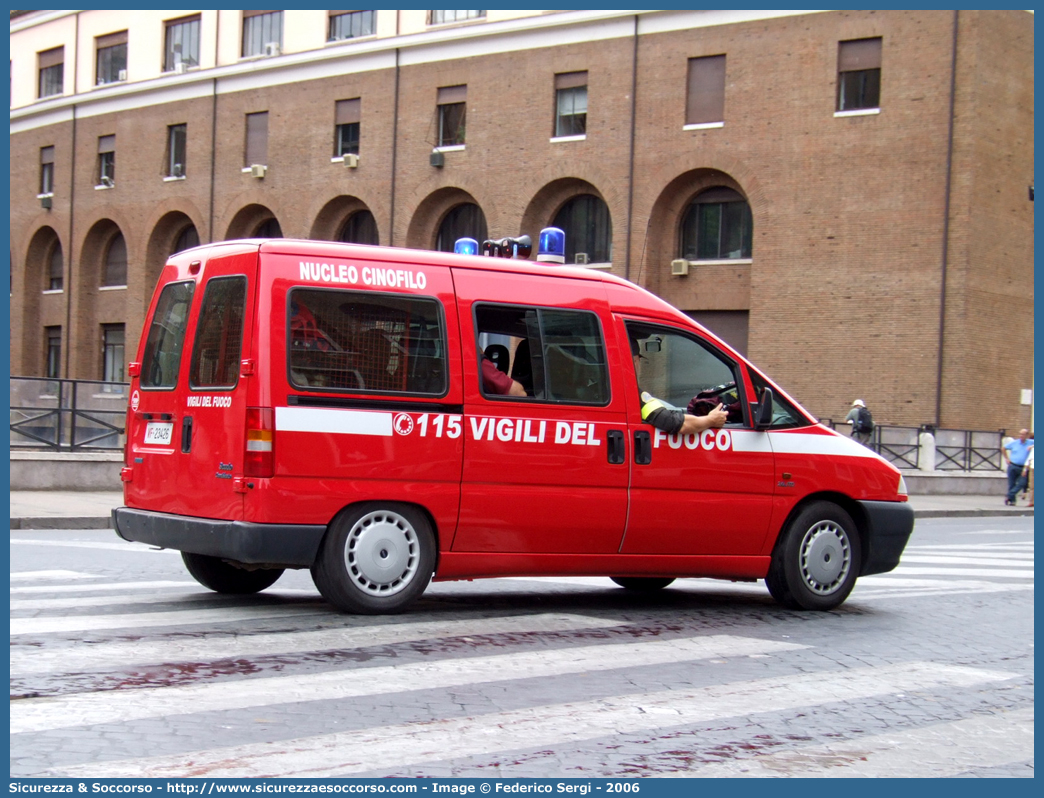 VF 23426
Corpo Nazionale Vigili del Fuoco
Nucleo Cinofili
Fiat Scudo I serie
Parole chiave: Corpo;Nazionale;Vigili del Fuoco;Vigili;Fuoco;Fiat;Scudo;Cinofili