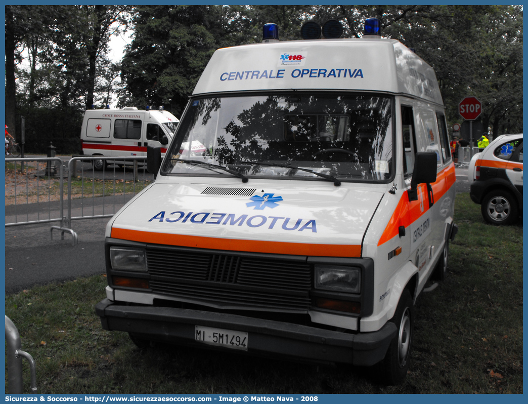 -
118 Monza
Fiat Ducato I serie
Allestitore Bonfanti S.a.s.
Parole chiave: 118;AREU;A.R.E.U.;S.S.U.Em.;SSUEm;Lombardia;Monza;Fiat;Ducato;Maxiemergenza;Maxiemergenze;Maxi Emergenza;Maxi Emergenze;Bonfanti