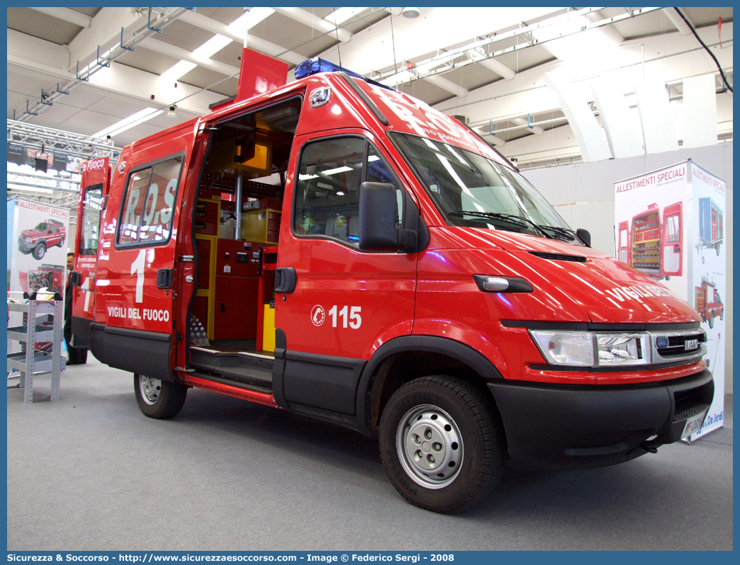 VF 23256
Corpo Nazionale Vigili del Fuoco
Nucleo Aeroportuale
Iveco Daily 29L10 III serie
Parole chiave: Corpo;Nazionale;Vigili del Fuoco;Vigili;Fuoco;Iveco;Daily;Aeroportuale