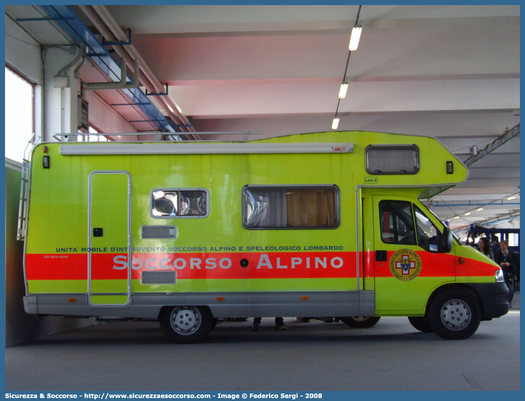 LOM.5
Corpo Nazionale
Soccorso Alpino e Speleologico
Direzione Regionale Lombardia
Fiat Ducato II serie restyling
Parole chiave: CNSAS;C.N.S.A.S.;Corpo;Nazionale;Soccorso;Alpino;Speleologico;Lombardia;SASL;S.A.S.L.;Direzione Regionale;Fiat;Ducato