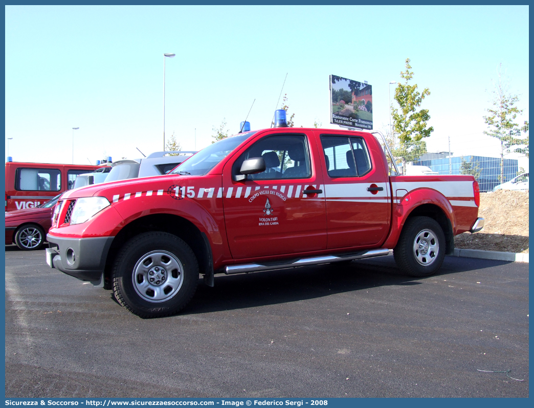 VF 7A0TN
Corpo Vigili del Fuoco Volontari Riva del Garda
Nissan Navara II serie
Parole chiave: VF;V.F.;Vigili del Fuoco;Vigili;Fuoco;Volontari;Riva del Garda;Nissan;Navara III serie;7A0TN