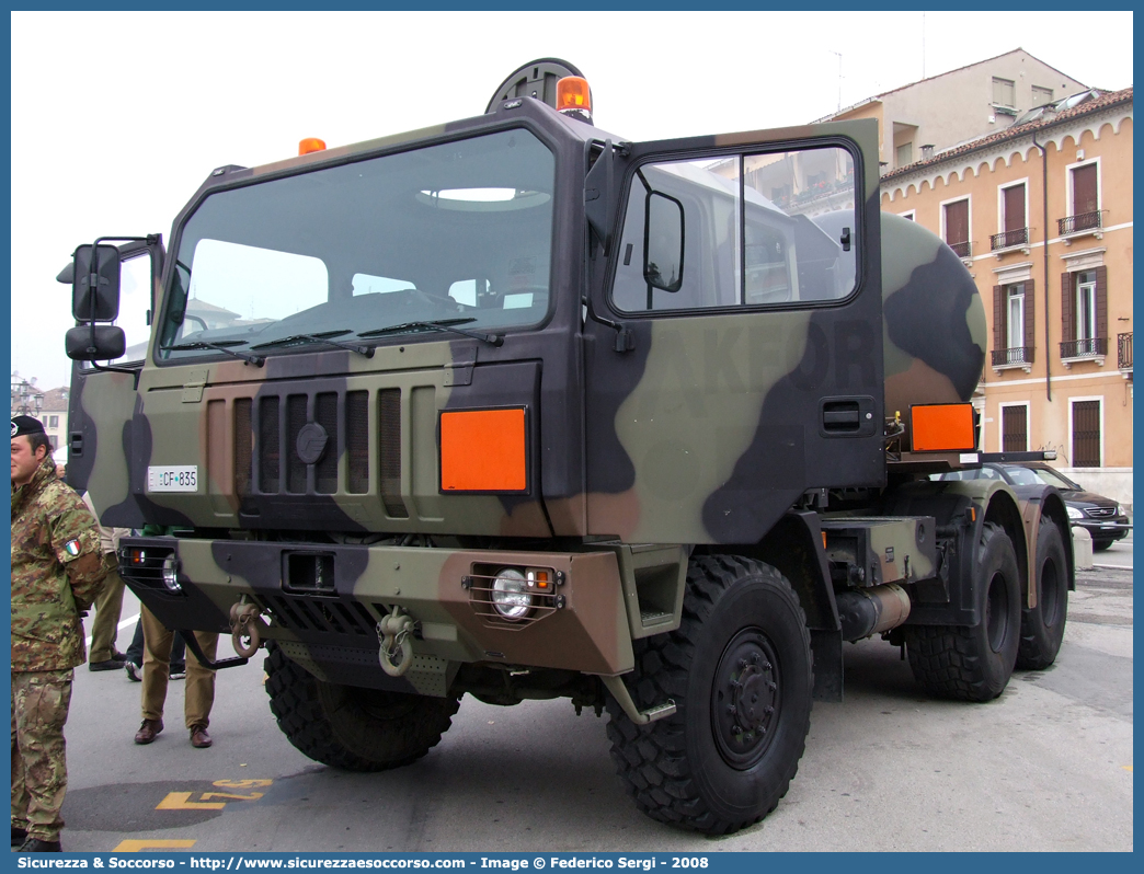 EI CF835
Esercito Italiano
Astra SMH 66.45 TA 6x6
Parole chiave: EI;E.I.;Esercito;Italiano;Mezzi da Cantiere;Trasporto Materiali;Supporto Logistico;Astra;SMH66.45 TA;CF835