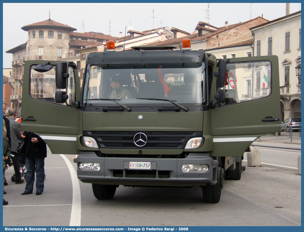 EI CH757
Esercito Italiano
Mercedes Benz Atego II serie restyling
Parole chiave: EI;E.I.;Esercito;Italiano;Mezzi da Cantiere;Trasporto Materiali;Supporto Logistico;Mercedes Benz;Atego II serie;CH757