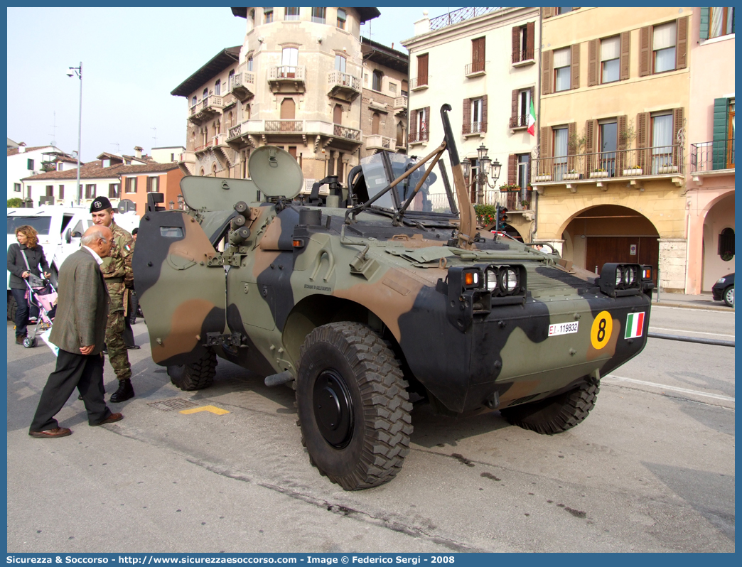 EI 119832
Esercito Italiano
Mezzi da Combattimento
Iveco Oto-Melara VBL Puma 4x4
Parole chiave: EI;E.I.;Esercito;Italiano;Mezzi;da;Combattimento;Iveco;Oto;Melara;VBL;Puma