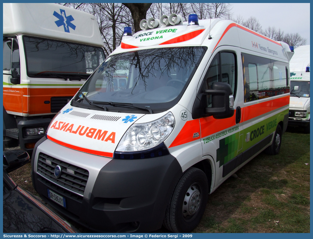 45
Croce Verde Verona
Fiat Ducato III serie
Allestitore Aricar S.p.A.
Parole chiave: Croce Verde;CV;C.V.;Verona;Pubblica;Assistenza;Ambulanza;Fiat;Ducato X250;45