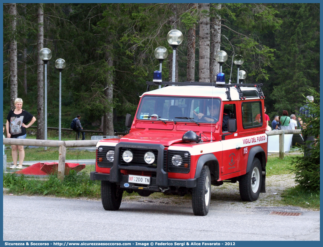 VF 2D0TN
Corpo Volontario Vigili del Fuoco San Martino di Castrozza
Land Rover Defender 90
Parole chiave: VF;V.F.;Vigili del Fuoco;Vigili;Fuoco;Volontari;San Martino di Castrozza;Land Rover;Defender 90;2D0TN