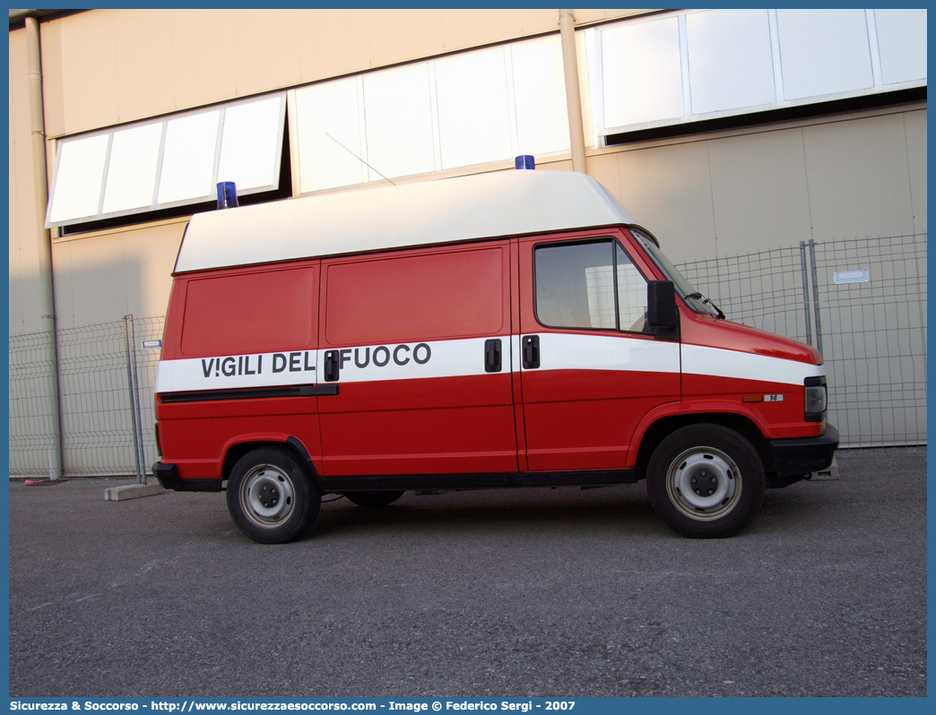 VF 17486
Corpo Nazionale Vigili del Fuoco
Fiat Ducato I serie restyling
Parole chiave: VF;V.F.;VVF;V.V.F.;Corpo;Nazionale;Vigili del Fuoco;Vigili;Fuoco;Fiat;Ducato I serie restyling;17486