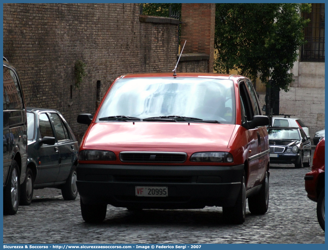 VF 20995
Corpo Nazionale Vigili del Fuoco
Fiat Ulysse II serie
Parole chiave: Corpo;Nazionale;Vigili del Fuoco;Vigili;Fuoco;Fiat;Ulysse