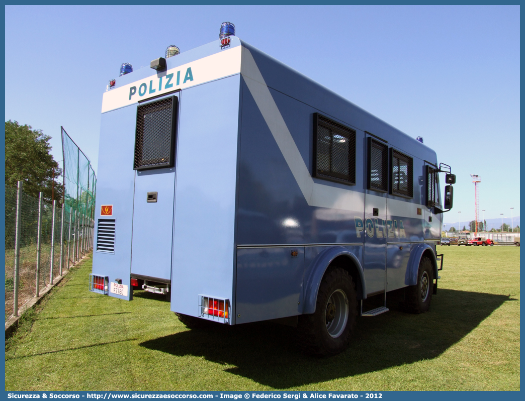 Polizia F7780
Polizia di Stato
Reparto Mobile
Iveco EuroCargo ML100E21 4x4
Allestitore Sperotto S.p.A.
Parole chiave: PS;P.S.;Polizia;di;Stato;Reparto;Mobile;Ordine;Pubblico;Iveco;EuroCargo;ML100E21;Sperotto