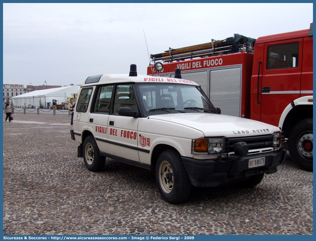 VF 18173
Corpo Nazionale Vigili del Fuoco
Land Rover Discovery I serie restyling
Parole chiave: VF;V.F.;VVF;V.V.F;Corpo;Nazionale;Vigili del Fuoco;Vigili;Fuoco;Land Rover;Discovery