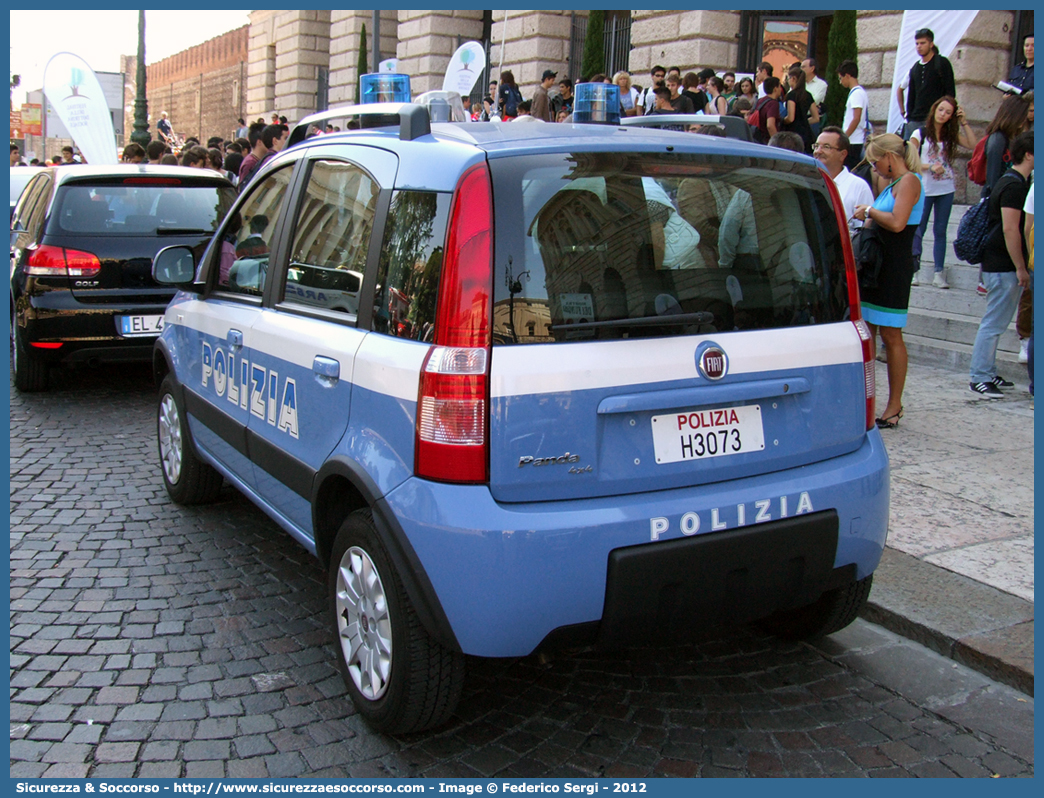 Polizia H3073
Polizia di Stato
Fiat Nuova Panda 4x4 I serie restyling
Parole chiave: PS;P.S.;Polizia;di;Stato;Polizia;Fiat;Nuova;Panda;4x4;H3073