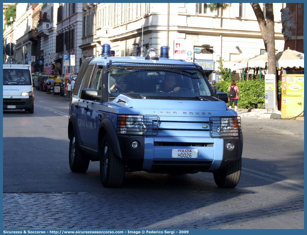 Polizia H0026
Polizia di Stato
Reparto Mobile
Land Rover Discovery 3
Allestitore Carrozzeria Marazzi S.p.A.
Parole chiave: H0026;PS;P.S.;Polizia di Stato;Reparto;Mobile;Ordine;Pubblico;Land Rover;Discovery;3;Marazzi