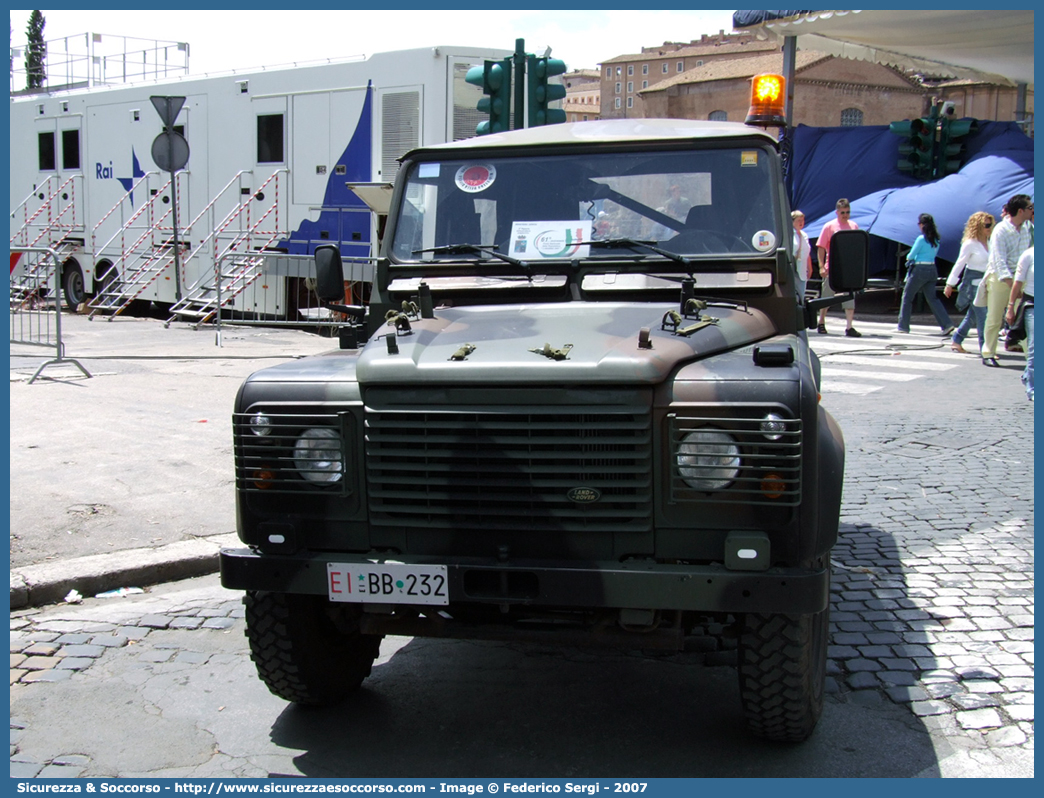 EI BB235
Esercito Italiano
Land Rover Defender 90
Parole chiave: EI;E.I.;Esercito;Italiano;Mezzi da Cantiere;Trasporto Materiali;Supporto Logistico;Land Rover;Defender 90;BB235