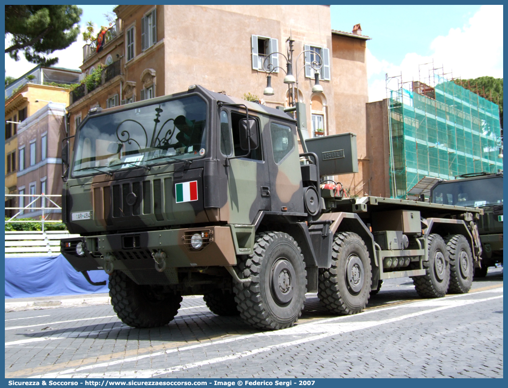 EI AR484
Esercito Italiano
Astra SMR 88.42 8X8
Parole chiave: EI;E.I.;Esercito;Italiano;Mezzi da Cantiere;Trasporto Materiali;Supporto Logistico;Astra;SM88.42