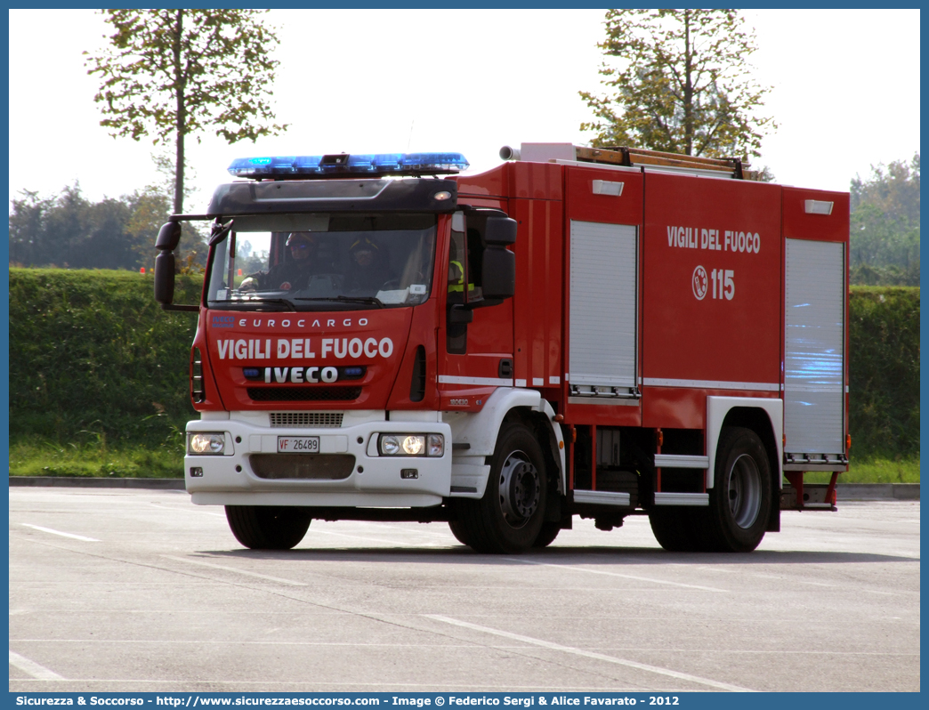 VF 26489
Corpo Nazionale Vigili del Fuoco
Iveco EuroCargo 180E30 III serie
Allestitore Iveco Magirus
Parole chiave: VVF;V.V.F.;Corpo;Nazionale;Vigili;del;Fuoco;ABP;A.B.P.;AutoBottePompa;AutoBotte;Iveco;EuroCargo;180E30;180 E 30;180 E30;Magirus