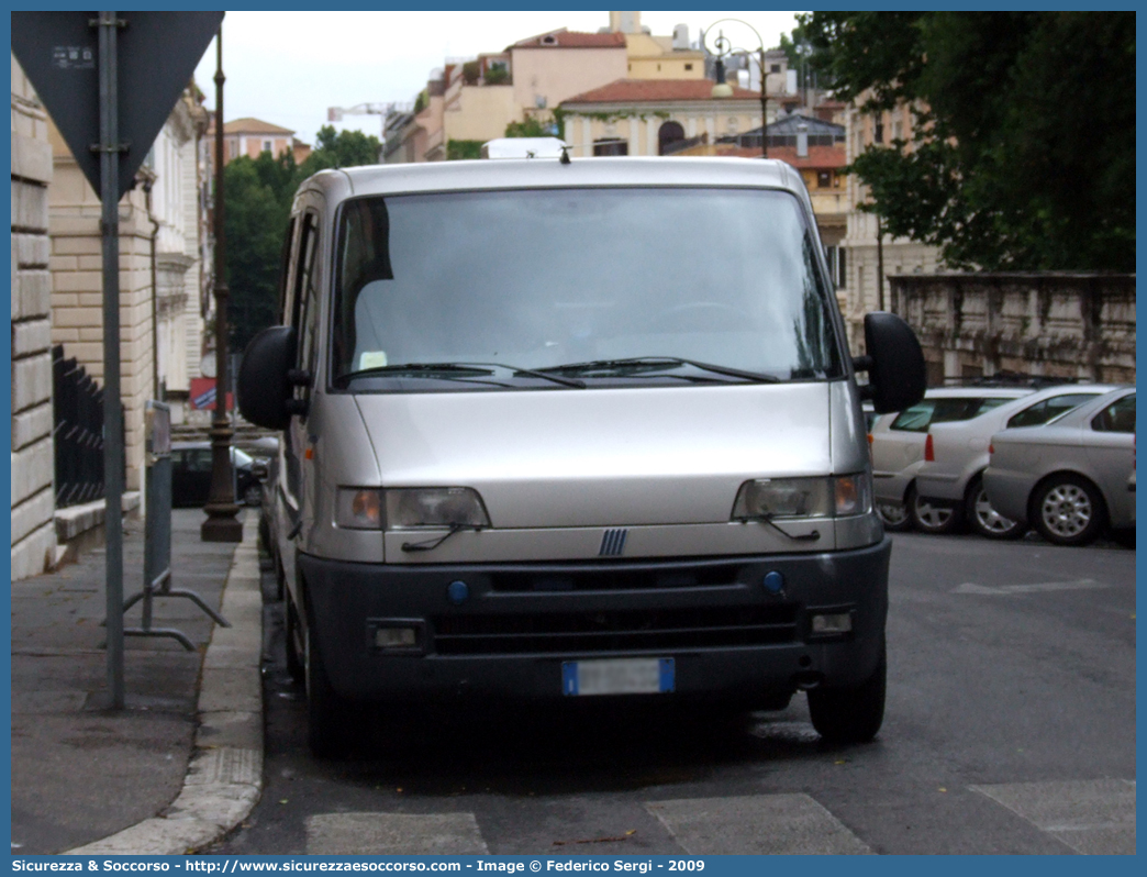 -
Presidenza della Repubblica
Fiat Ducato II serie
Ambulanza Presidenziale
Parole chiave: Presidenza;Repubblica;Fiat;Ducato;Ambulanza