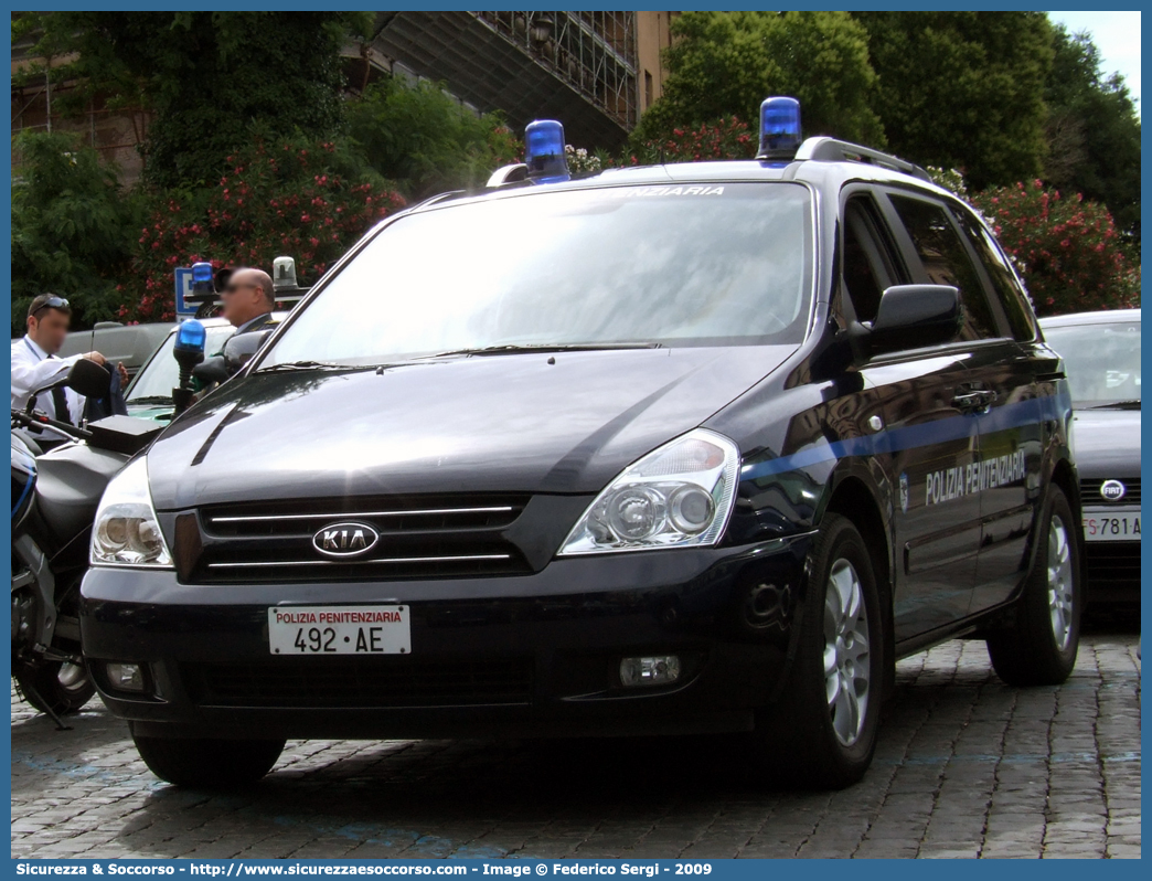 Polizia Penitenziaria 492AE
Polizia Penitenziaria
Kia Carnival
Parole chiave: PolPen;Pol.Pen.;AdiC;A.diC.;Agenti;di;Custodia;Polizia;Penitenziaria;Kia;Carnival